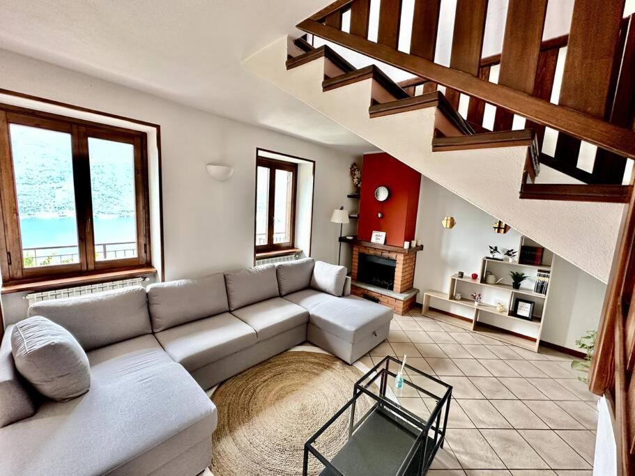 3Br Villetta Con Panoramica Sul Lago 네소 외부 사진