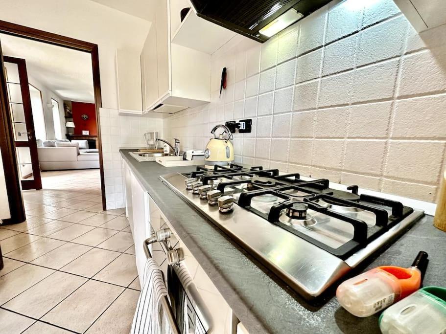 3Br Villetta Con Panoramica Sul Lago 네소 외부 사진