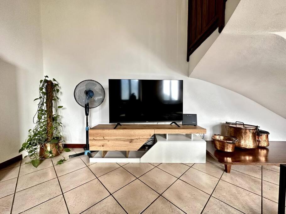 3Br Villetta Con Panoramica Sul Lago 네소 외부 사진